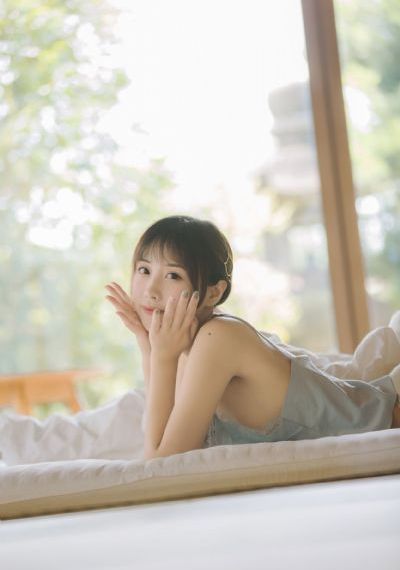 出差强睡年轻女老板1