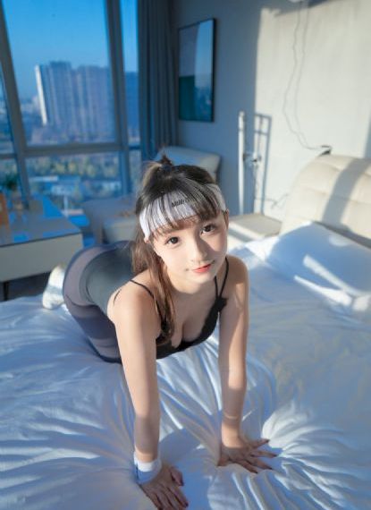 金秘书为何那样