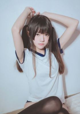 《卖房子的女人》