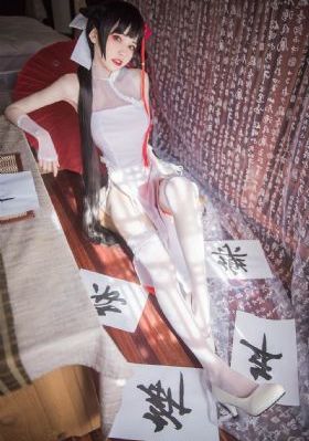 央媒评自媒体捧杀式造谣“韦神”