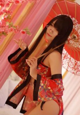 女人成黑